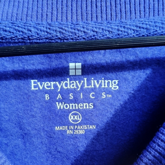 🍀3/15 🆕️ Everyday Living Basic Vintage 90s Crew Neck Sweater - Picture 2 of 4